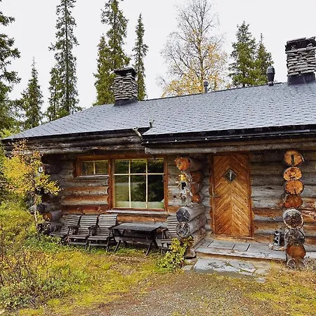 Luoston Lustitupa 3 * Luosto