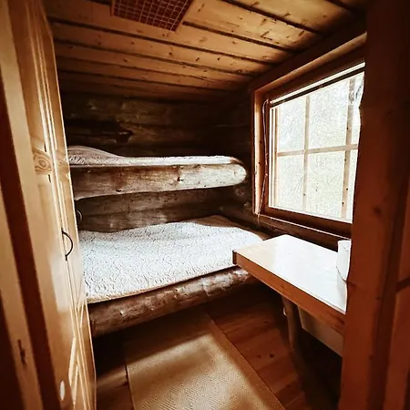 Luoston Lustitupa 3 *