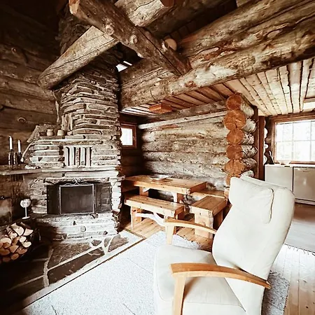 Luoston Lustitupa 3 Chalé