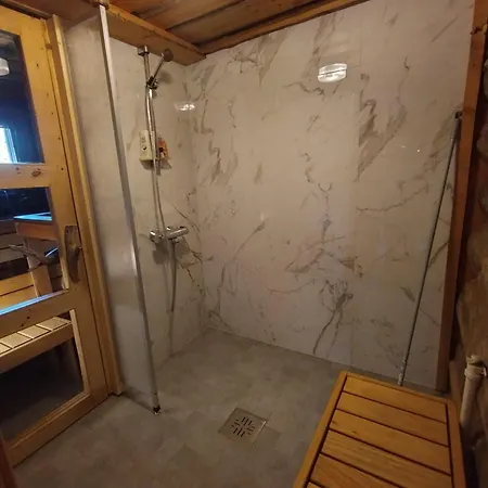 Luoston Lustitupa 3 Chalé