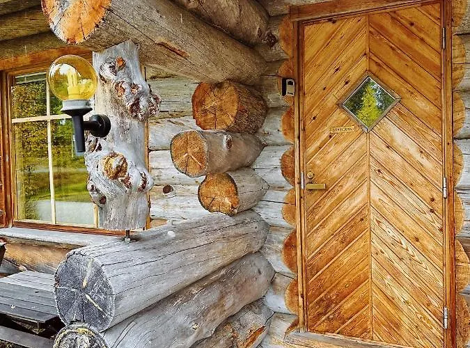 Luoston Lustitupa 3 Lomamökit